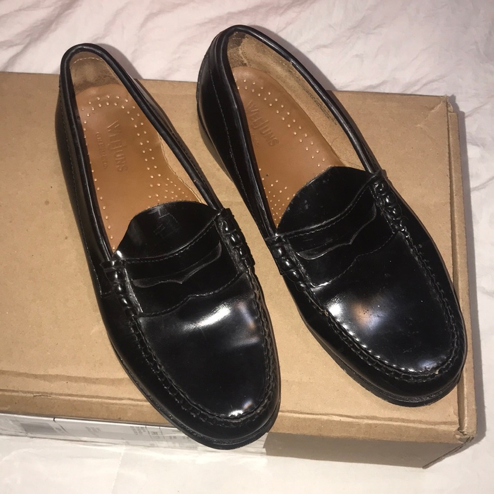Leather bass loafers